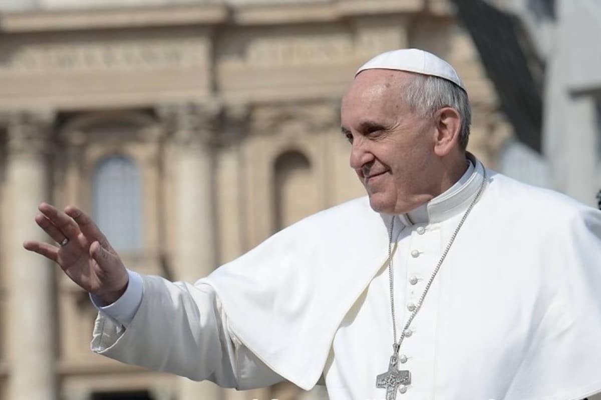 El Papa Francisco fue hospitalizado en Roma