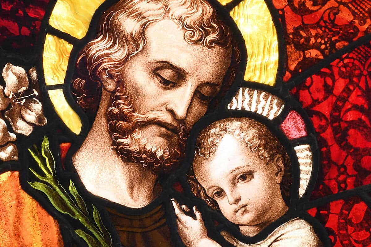 San José con el niño Jesús en brazos / Foto: Especial