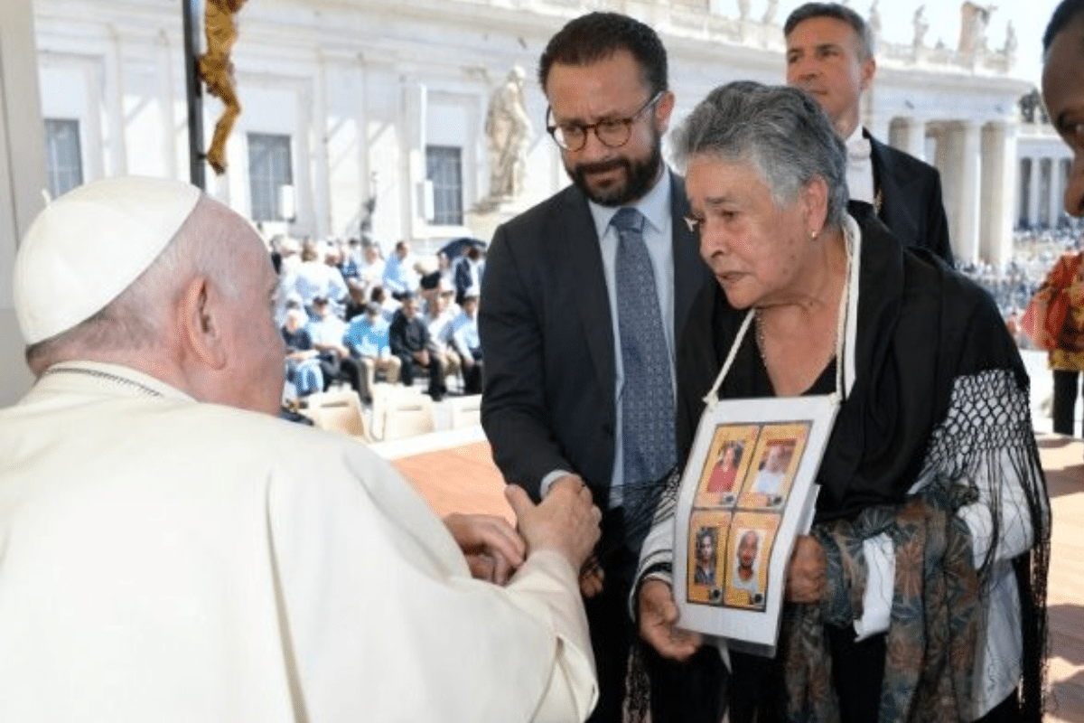 La mexicana influyente que pidió al Papa rezar por las madres buscadoras