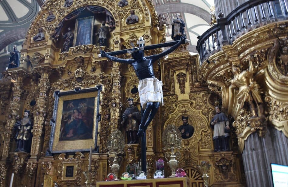Oración al Señor del Veneno o Cristo Negro para pedirle un milagro