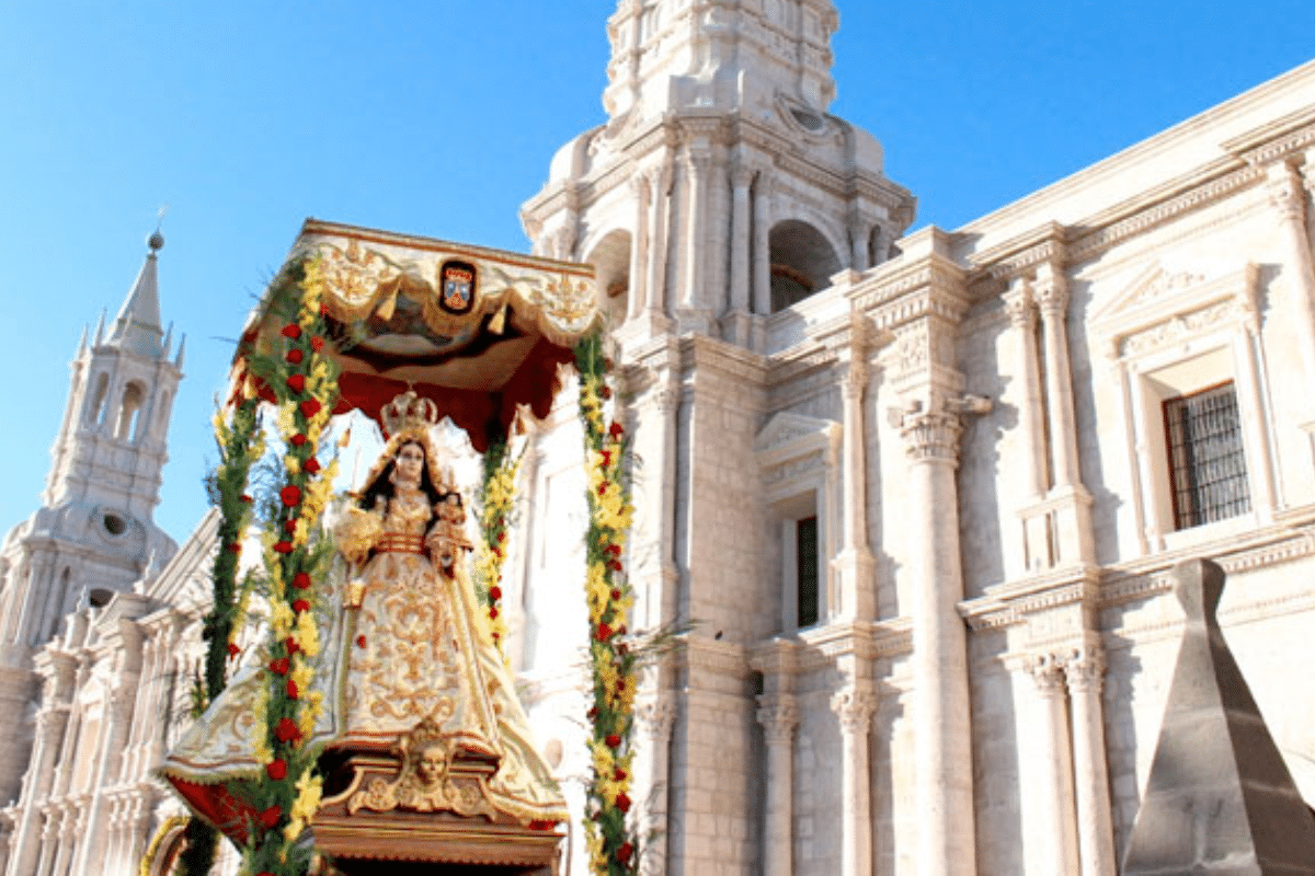 Encomiendan a la Virgen de Chapi Sínodo de Obispos de Roma
