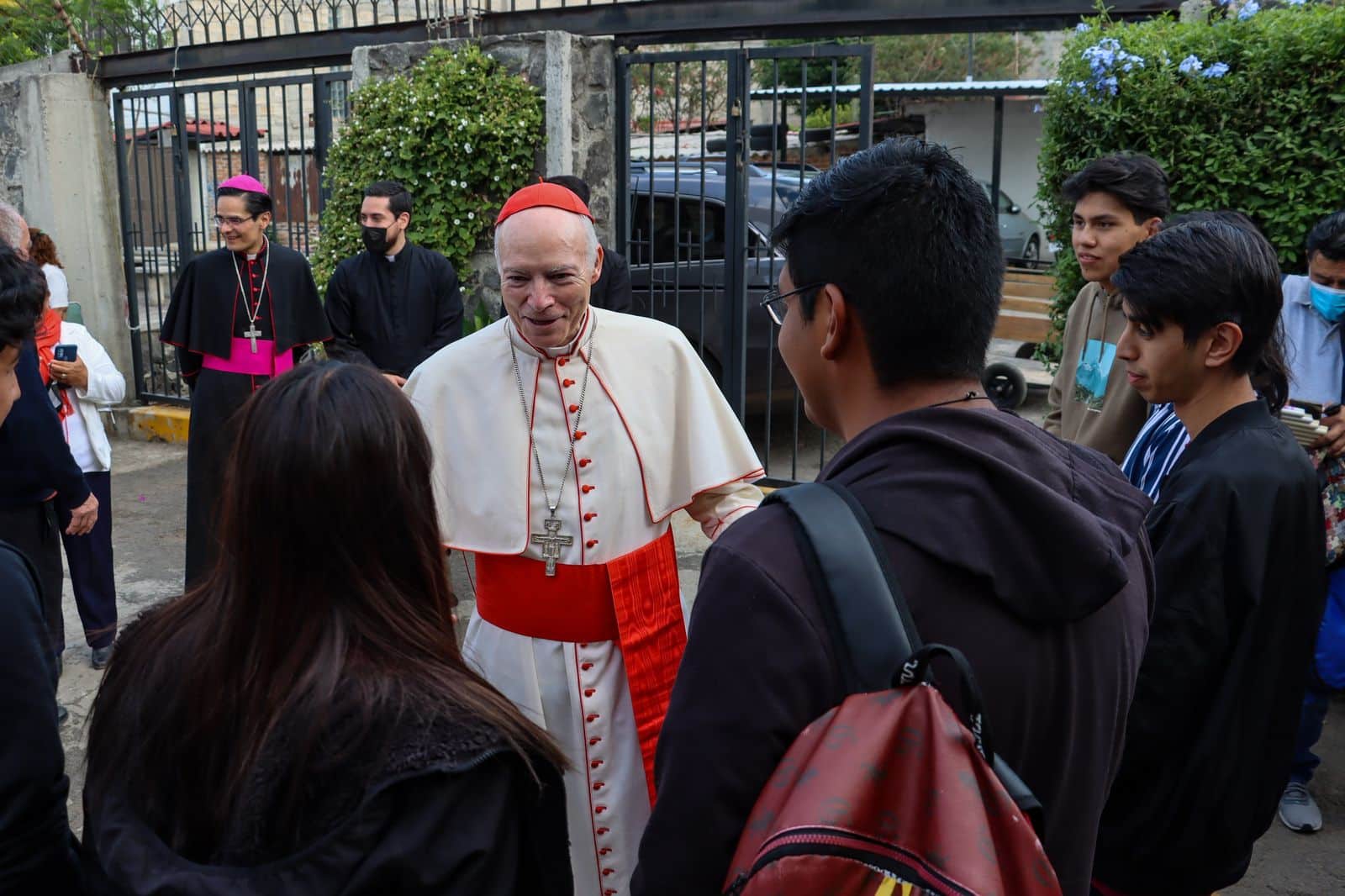 Consejos del Cardenal Carlos Aguiar Retes para fortalecer a los jóvenes espiritualmente
