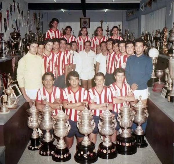 Chivas, único equipo mexicano que tiene la bendición de un Papa