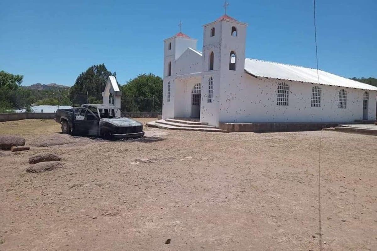 Así quedó la comunidad de Guachochi tras el ataque armado en la iglesia del pueblo