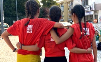 Amigas de la joven que recuperó la vista en la JMJ rompen el silencio sobre el "milagro"