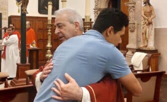 Obispo a familiares de jóvenes desparecidos: “Su dolor es el dolor de todos”