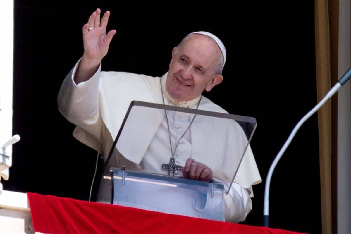 Dar gracias a Dios, el Papa explica qué pasa si no somos agradecidos