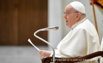 ¿Qué dice el Papa Francisco sobre el apetito compulsivo por dinero?
