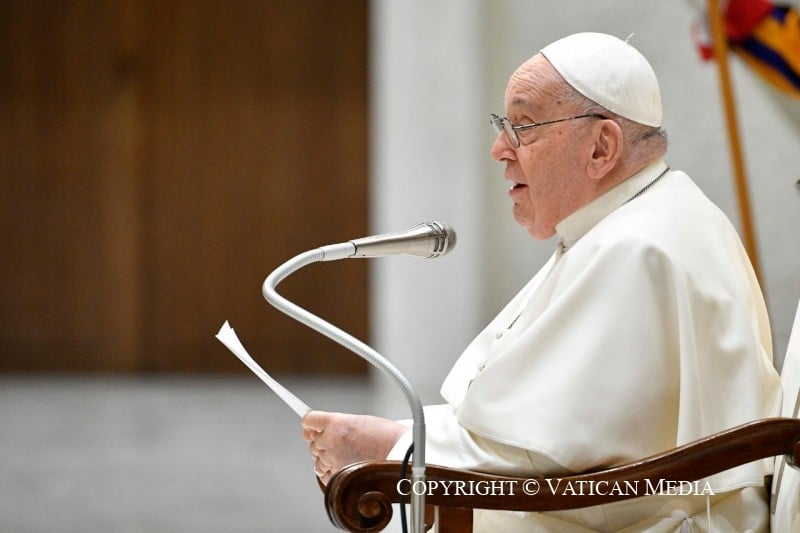 ¿Qué dice el Papa Francisco sobre el apetito compulsivo por dinero?