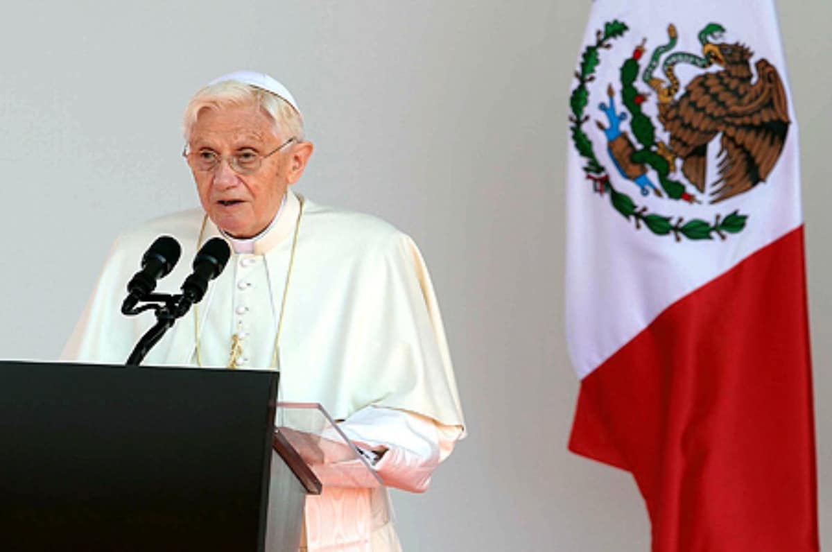 La petición que le hizo el Papa Benedicto XVI a los laicos mexicanos hace más de 30 años