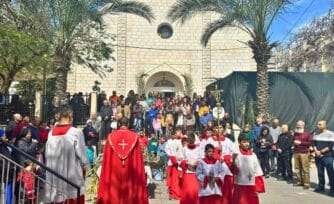 En medio de la Guerra, católicos celebran el Domingo de Ramos en Gaza