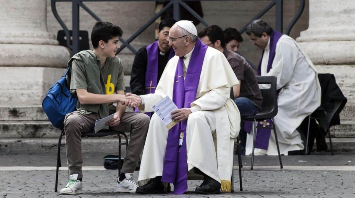 El Papa saldrá del Vaticano para promover la confesión en Cuaresma