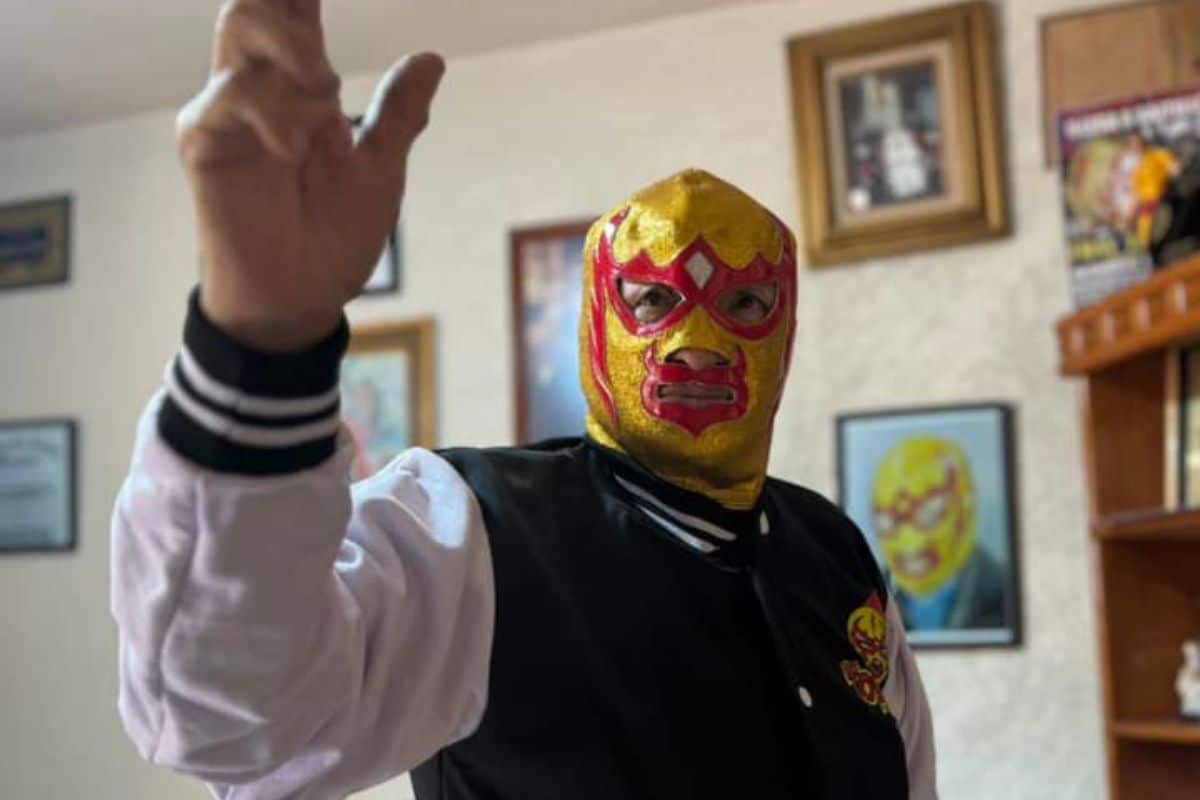 Fray Tormenta vende sus máscaras para poder curarse de una dolorosa enfermedad
