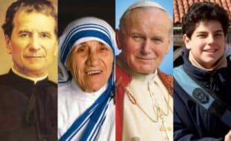 Estos son los 4 pasos de la Iglesia para proclamar santo a una persona