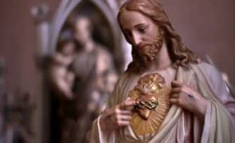 Actos de desagravio al Sagrado Corazón de Jesús: qué son y 4 maneras de hacerlos para reparar nuestras ofensas