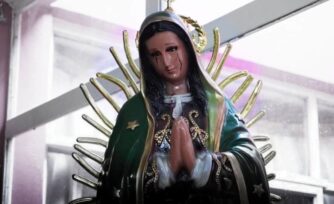 FOTOS | Virgen llora supuestas lágrimas de sangre: Arquidiócesis de Morelia investiga "milagro"