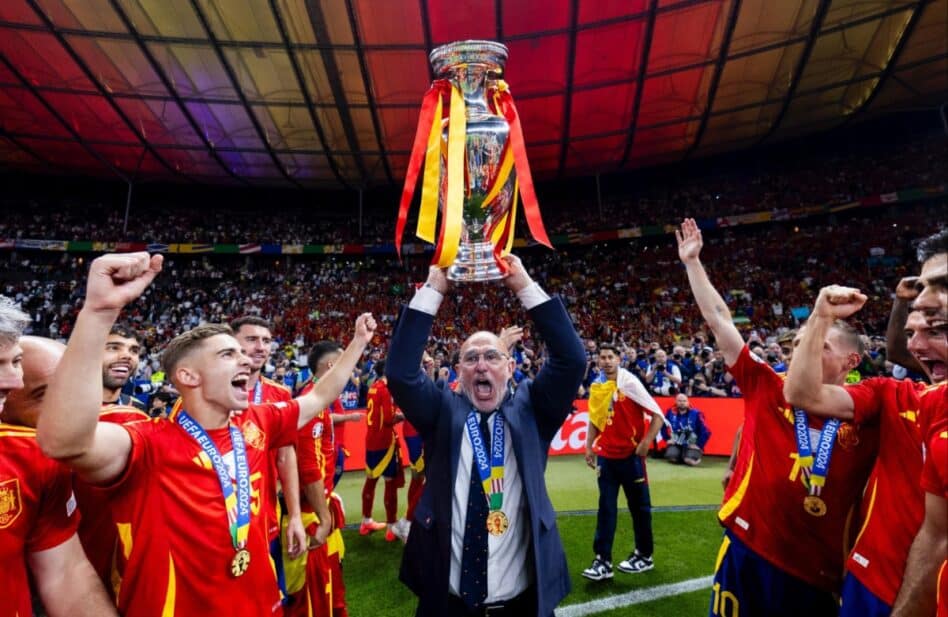 España es campeón de la Eurocopa: la respuesta de Luis de la Fuente a un ateo que lo cuestionó sobre Dios