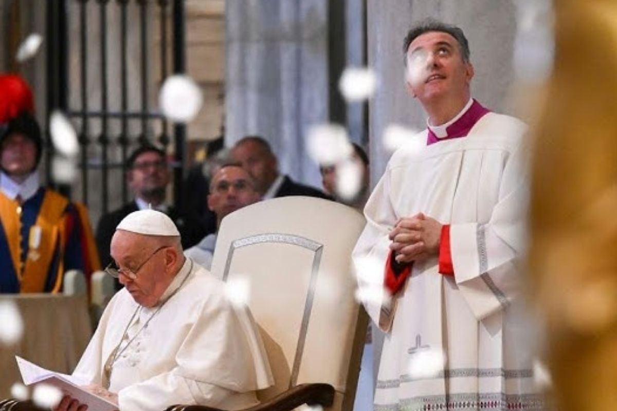 VIDEO: celebran el "Milagro de la Nieve" en la Basílica de Santa María la Mayor