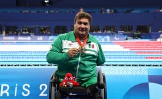 Sor Chiva, la monja que descubrió el talento del multimedallista paralímpico Arnulfo Castorena