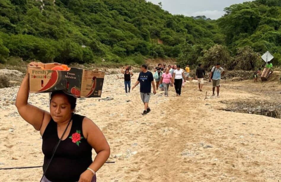 ¿Cómo y dónde ayudar a los damnificados del huracán John?