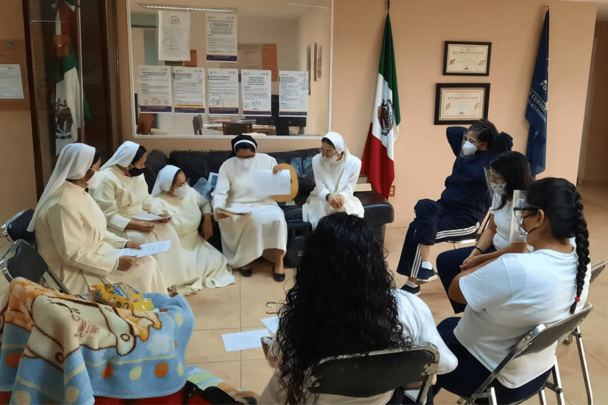 Las monjas que dan atención espiritual a jóvenes presas: "Cada una refleja el rostro de Cristo"