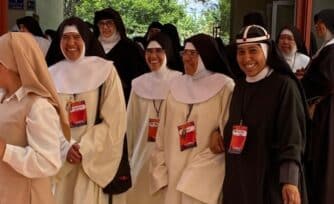 ¿Por qué les cambian el nombre a las monjas?