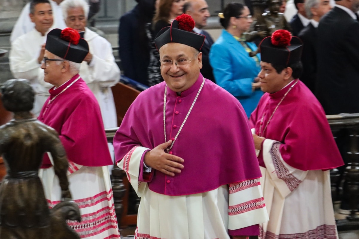 ¿Quién es el padre Antonio Carballo, nuevo rector de la Catedral Metropolitana de la CDMX?