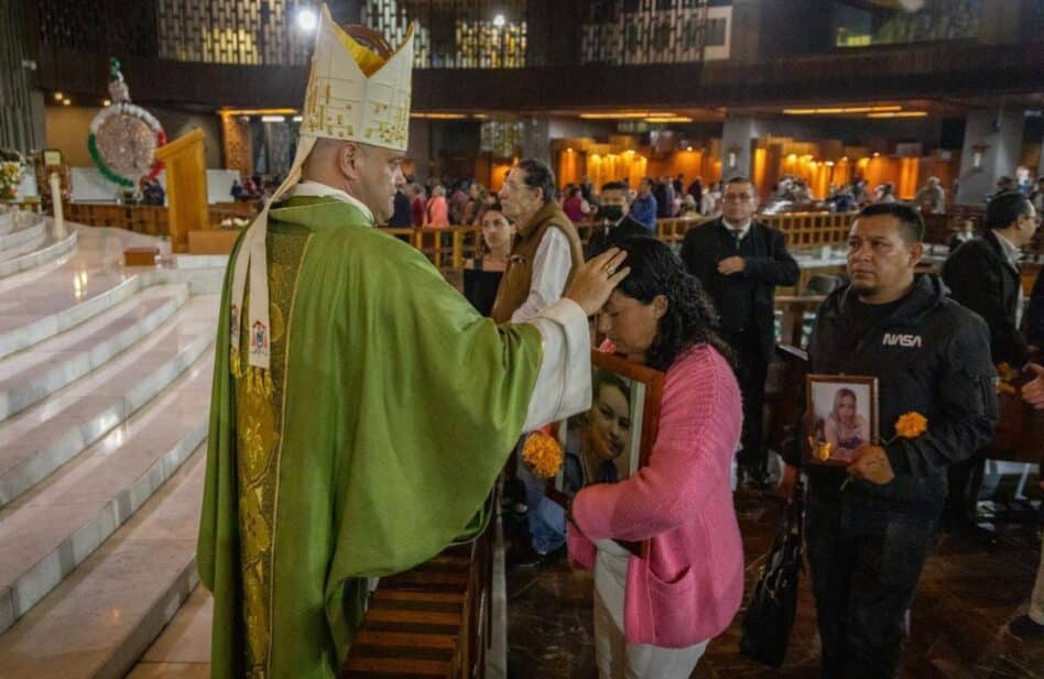 La Iglesia pide perdón a sobrevivientes de suicidio