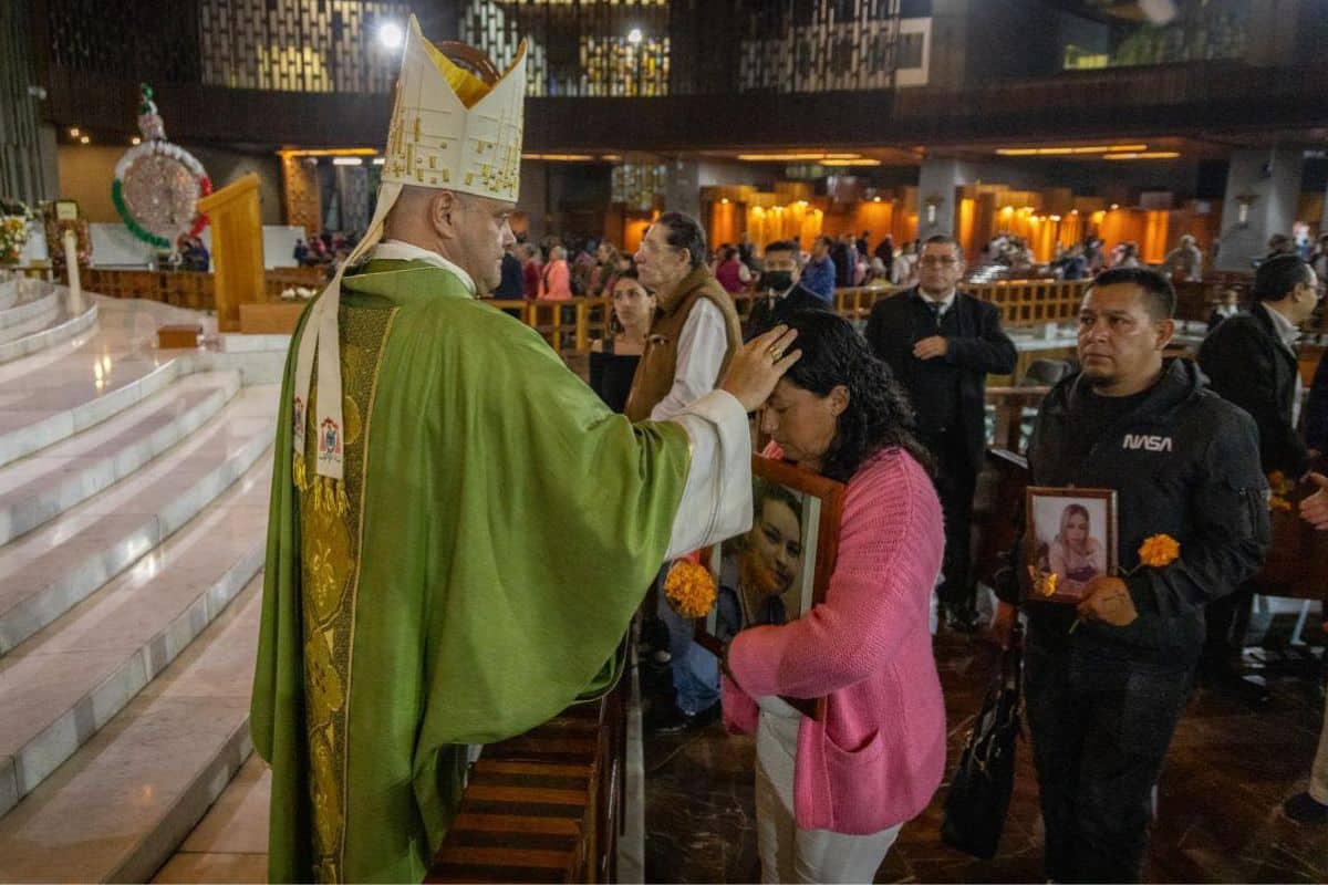 La Iglesia pide perdón a sobrevivientes de suicidio