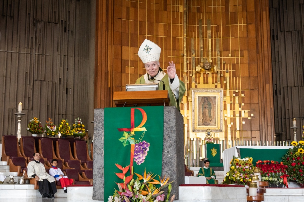 Cardenal Aguiar a periodistas: "Sean la voz que México necesita"