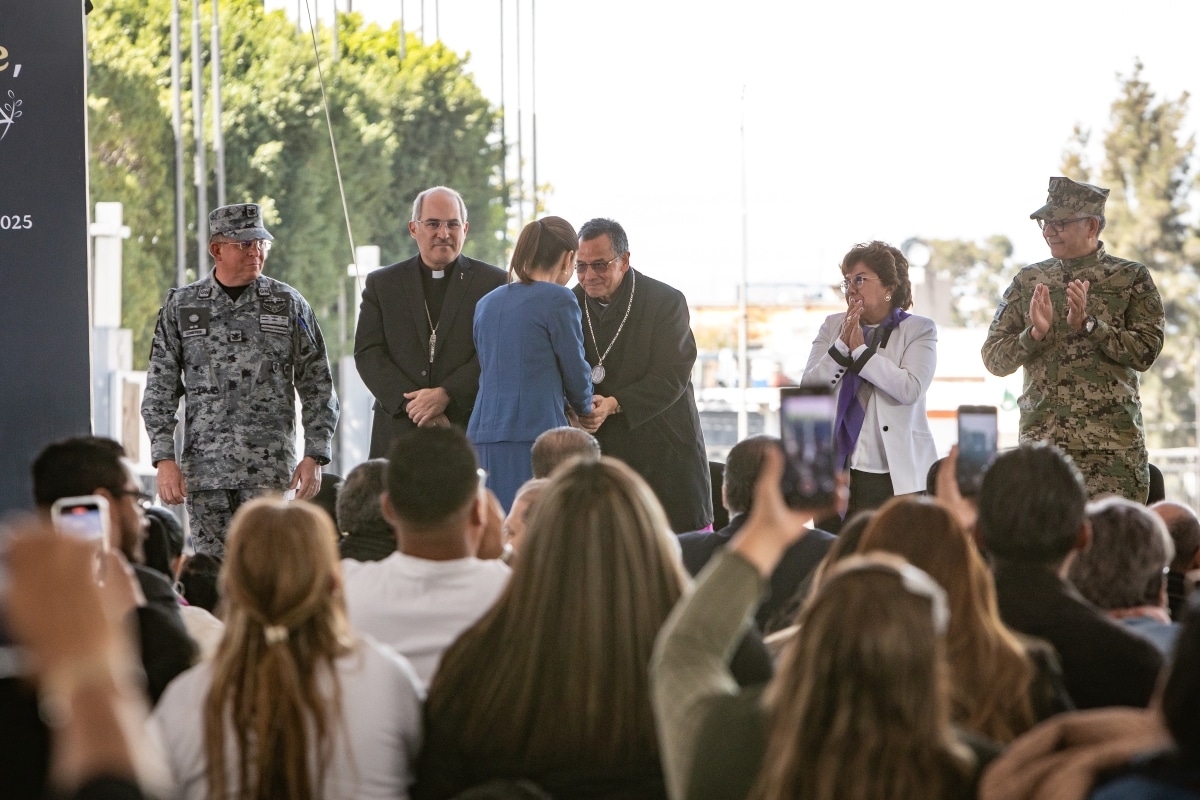 Iglesia Católica y Gobierno de México inician programa para canjear y destruir armas