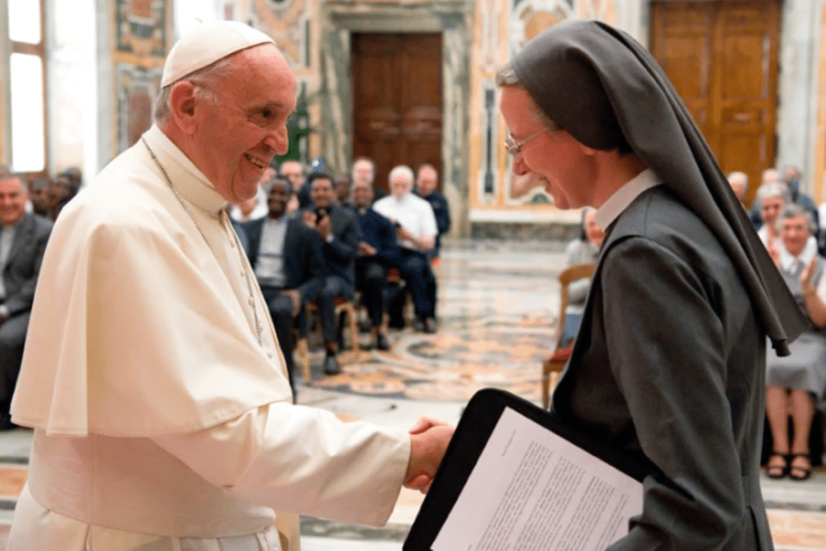 Histórico: una mujer dirigirá a las comunidades religiosas de la Iglesia Católica