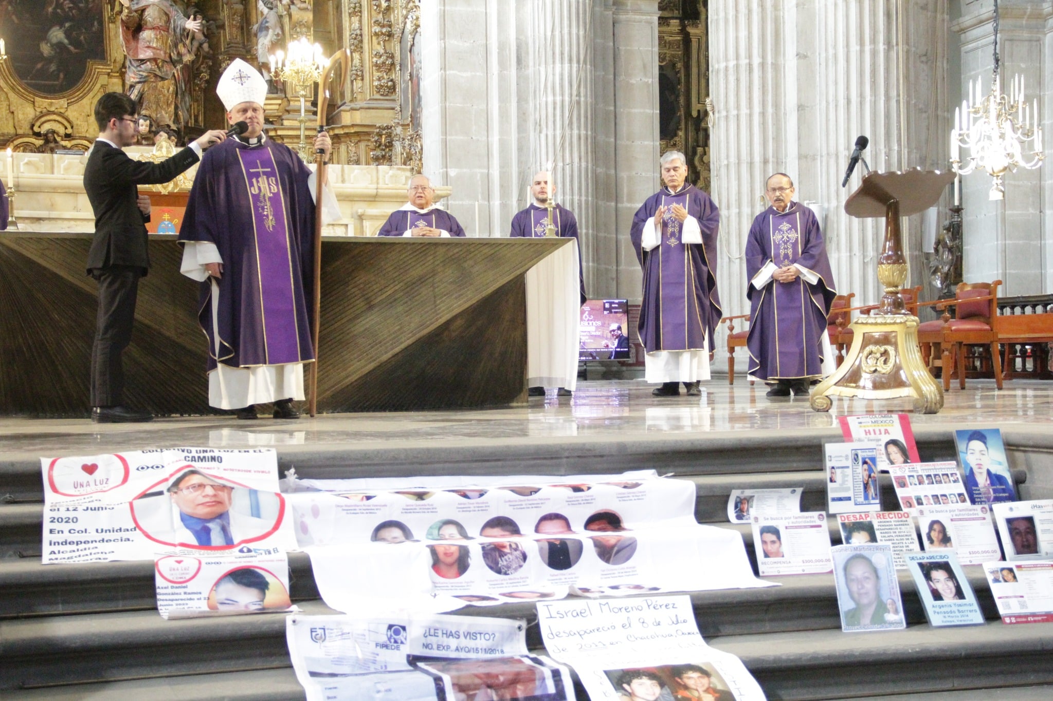 Una vigilia con faros de esperanza y zapatos llenos de amor