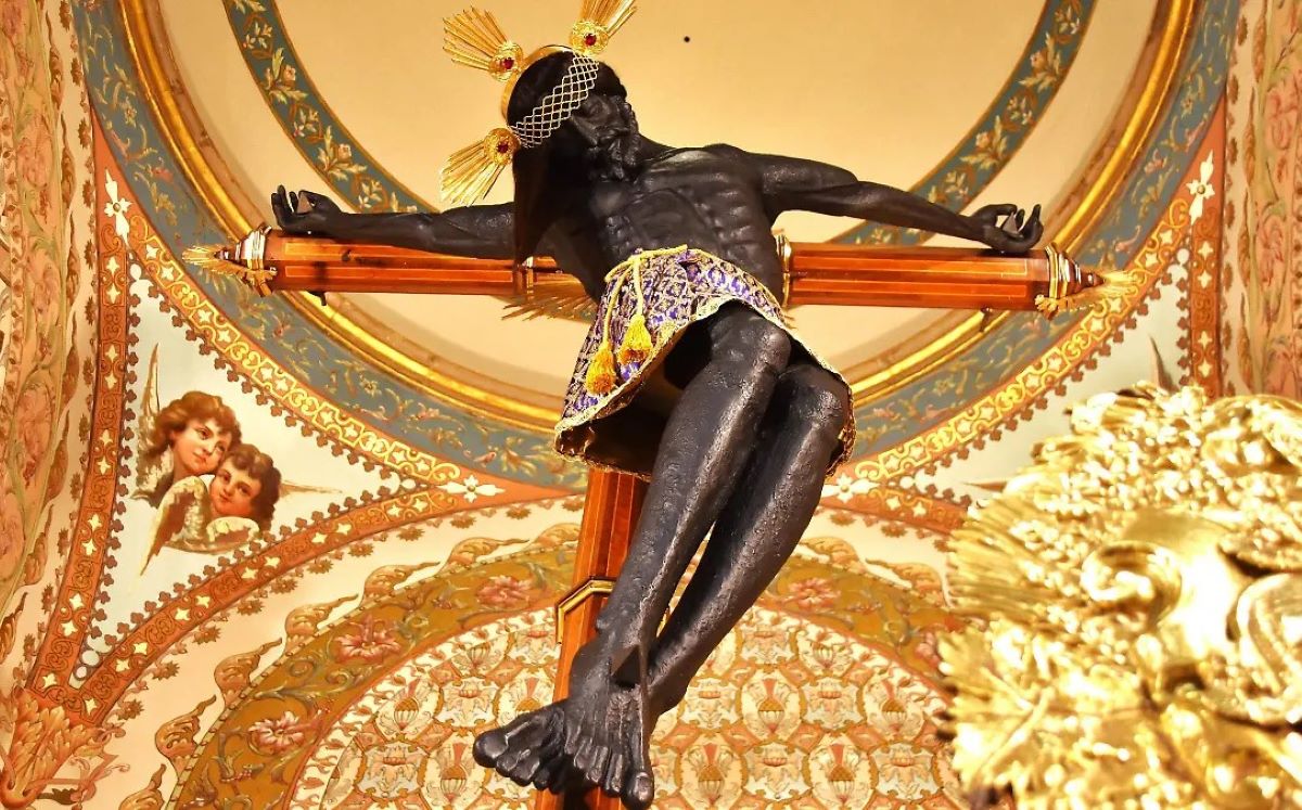 ¿Cuál es la leyenda del Cristo Negro de Salamanca?