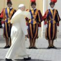 ¿Qué es la Guardia Suiza y por qué cuida el Vaticano?