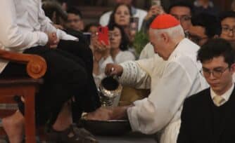 Cardenal Aguiar lavará los pies a familias buscadoras, migrantes y familiares de víctimas del suicidio