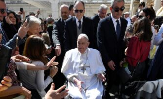 Papa Francisco: "La enfermedad es una escuela de amor y esperanza"