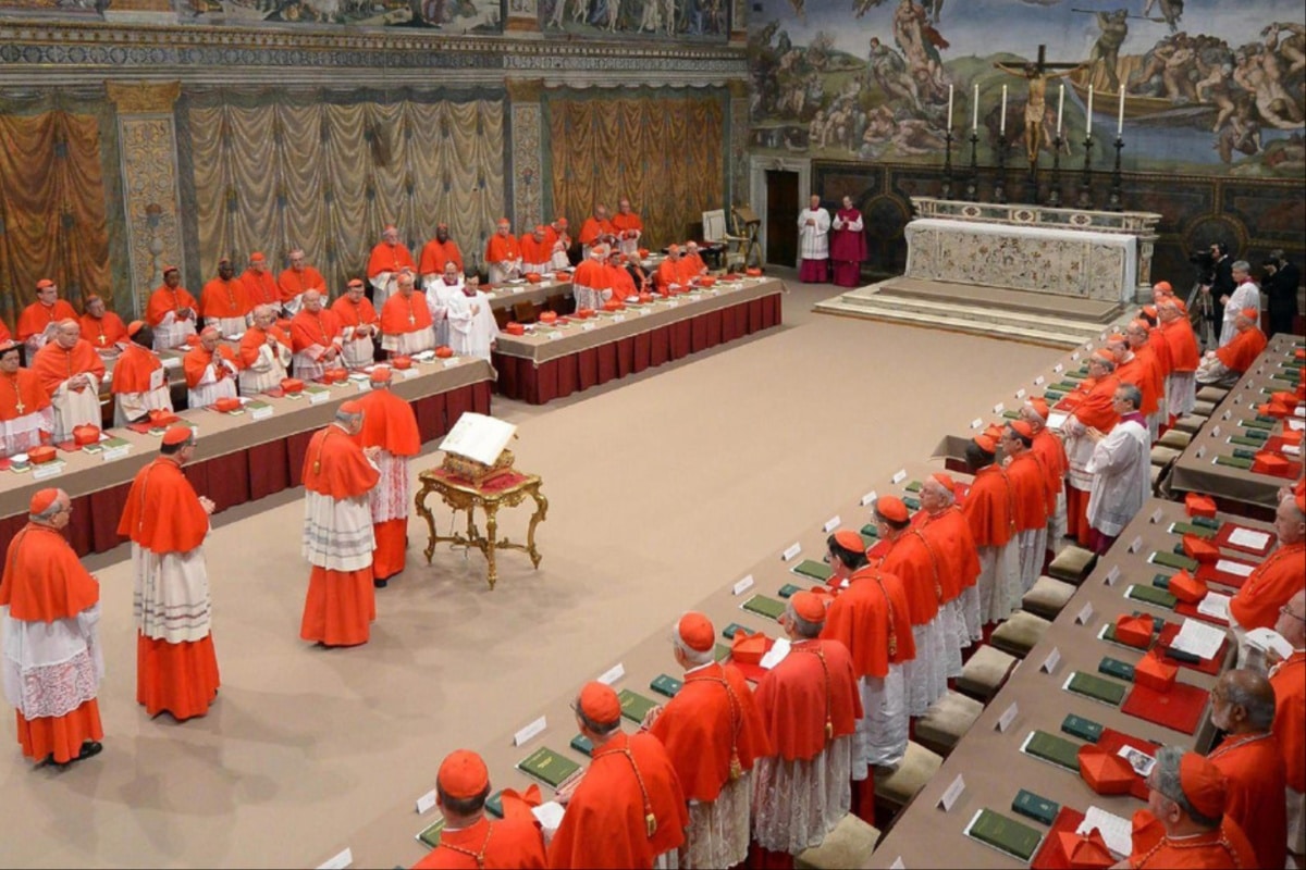 Oración por el Cónclave y la elección del próximo Papa