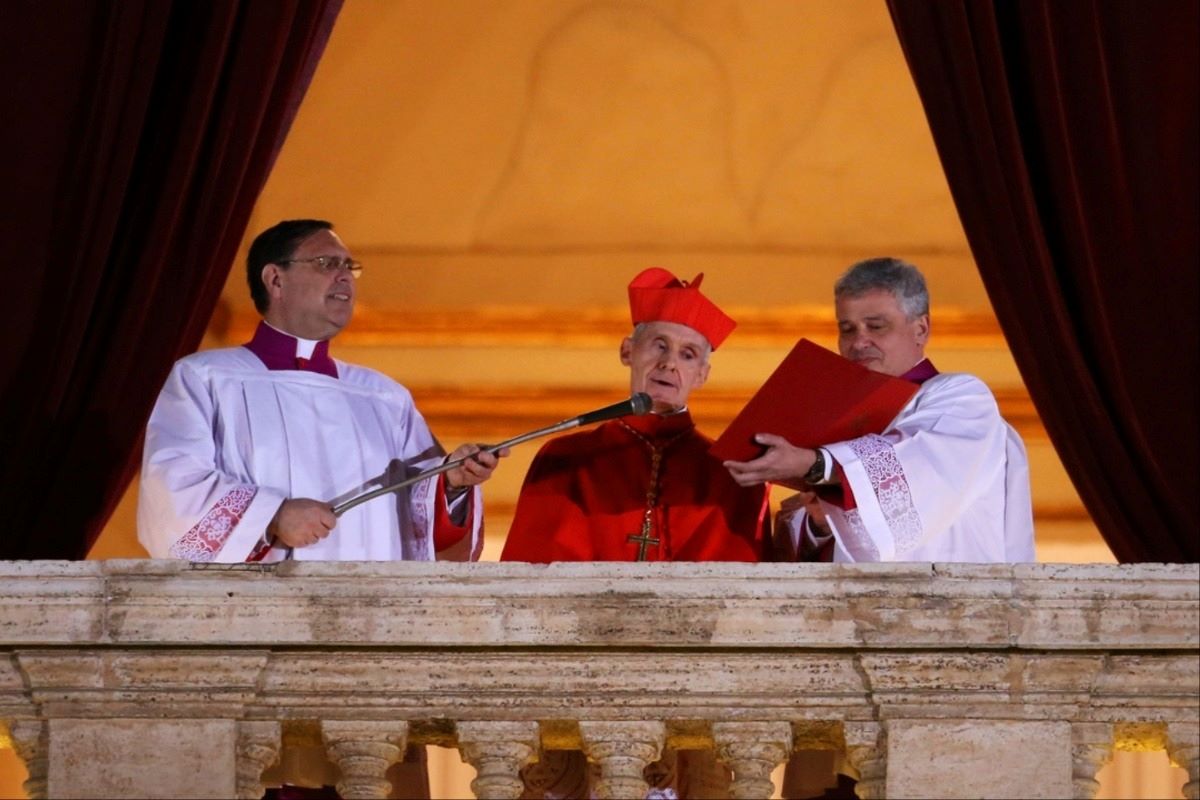 El ritual de aceptación del Papa: ¿Cómo se prepara el anuncio del nuevo Pontífice?