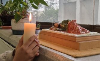 ¿Cómo pedir la intercesión de un santo sin caer en supersticiones?