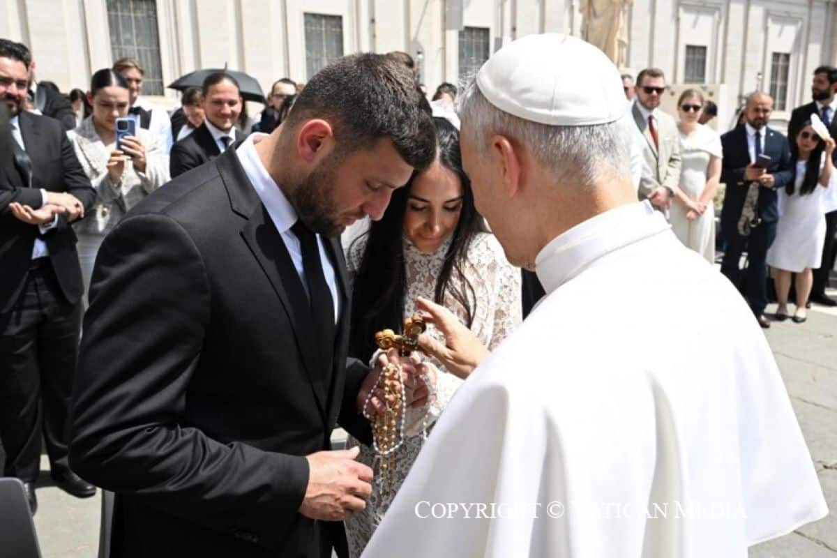 ¿Qué consejos da el Papa León XIV a los matrimonios, a los hijos y a los abuelos?