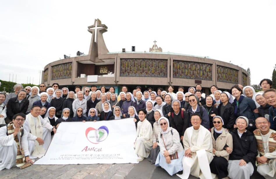 “Encomendamos nuestra misión a la Virgen”: misioneros coreanos en la Basílica de Guadalupe