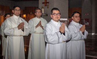 ¿Qué es un diácono en la Iglesia Católica?