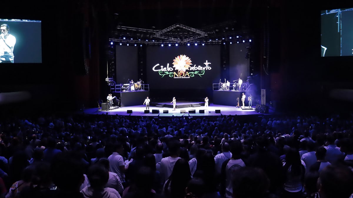 Cielo Abierto cumple 15 años ante 20,000 personas en el Auditorio Nacional