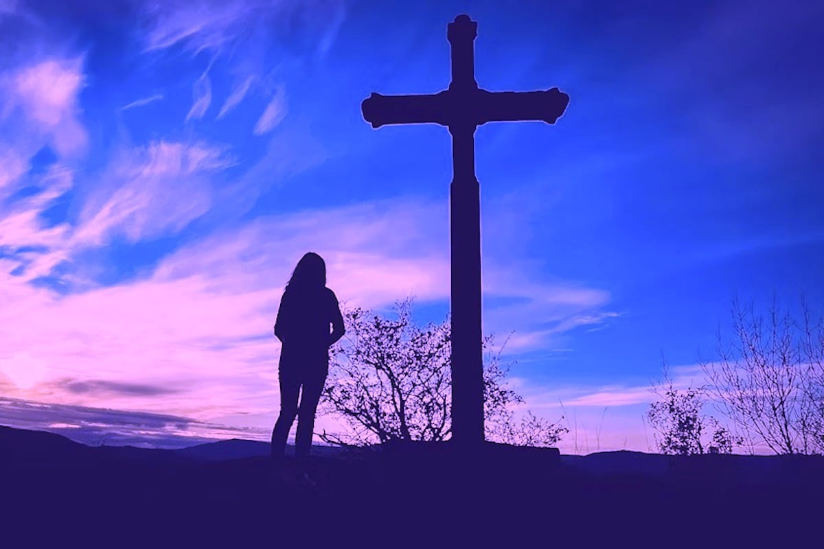 ¿Cargar la cruz  significa no amar a los más cercanos?