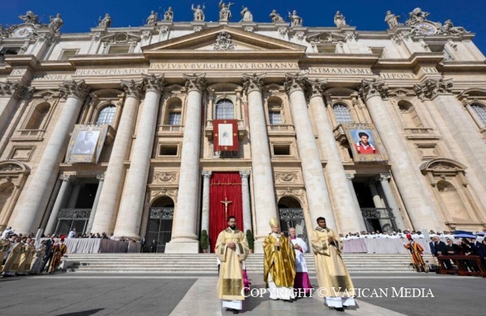 El Papa León XIV canonizó a los jóvenes san Carlo Acutis y san Pier Giorgio Frassati