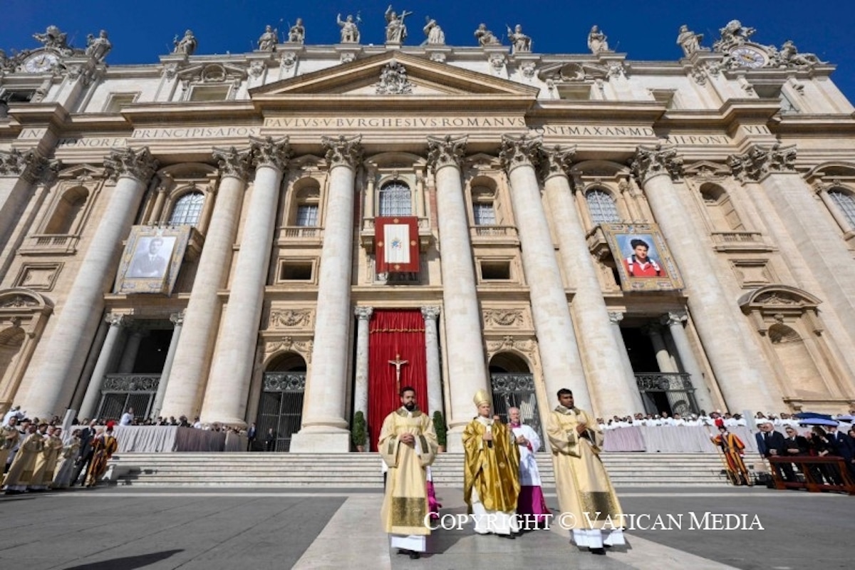 El Papa León XIV canonizó a los jóvenes san Carlo Acutis y san Pier Giorgio Frassati