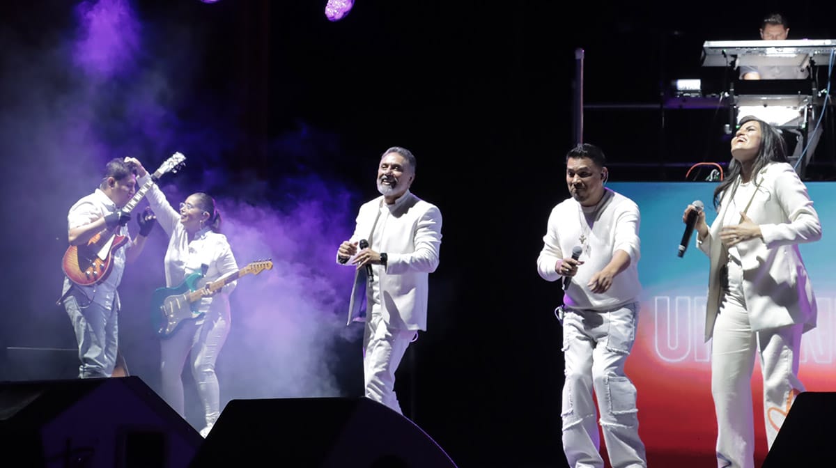 Artistas internacionales unieron sus voces para alabar a Dios. Foto: Luis Aldana.