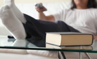 ¿Qué hacer si no tengo ganas de rezar? 5 consejos para vencer la pereza espiritual