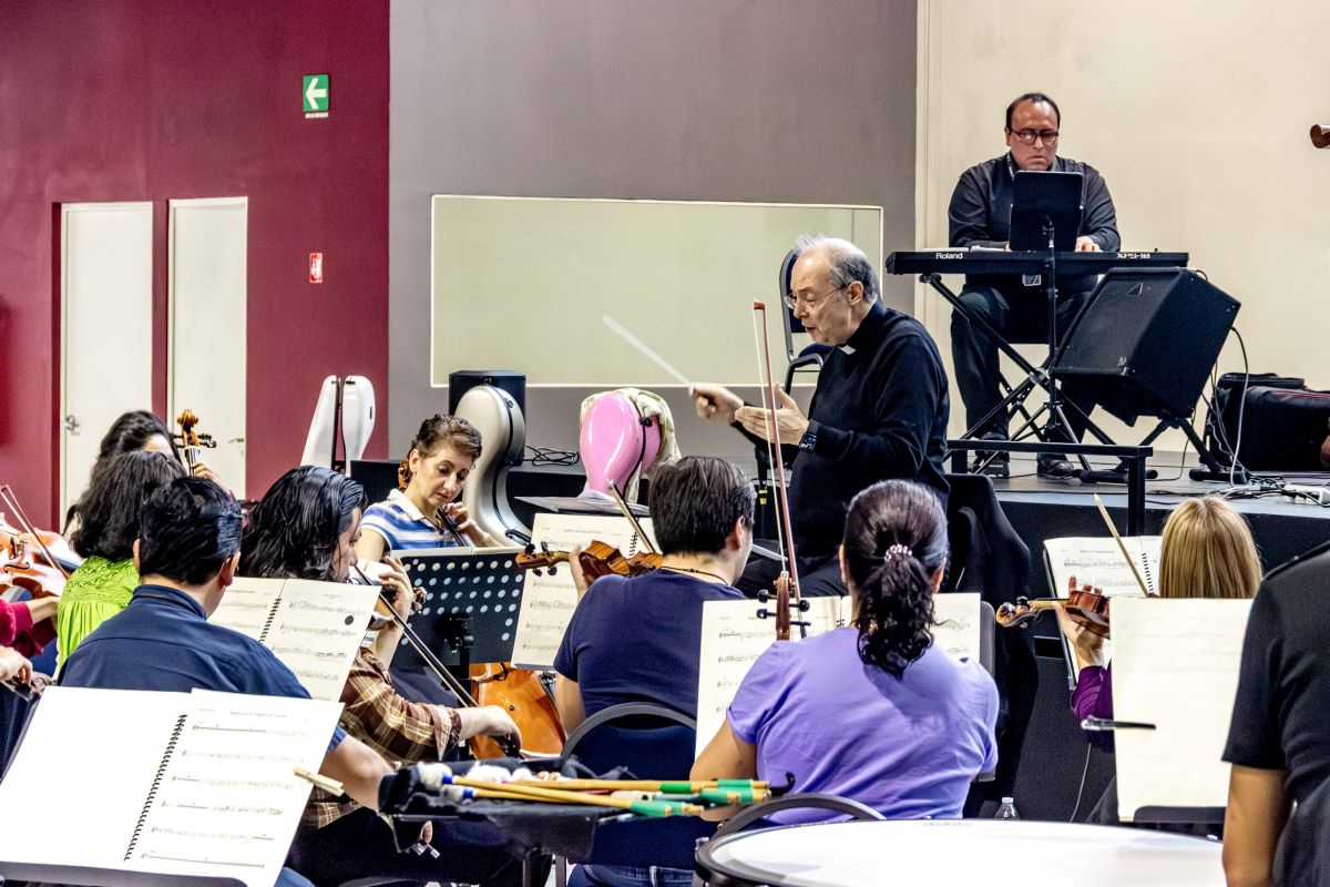 Liturgista del Papa en México: "La música es la manera más natural de amar a Dios"